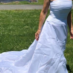 David's Bridal Michaelangelo Wedding Dress Size 10